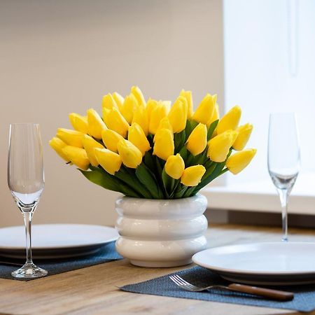 Brivibas House Design Apartments In City Center Riga Luaran gambar