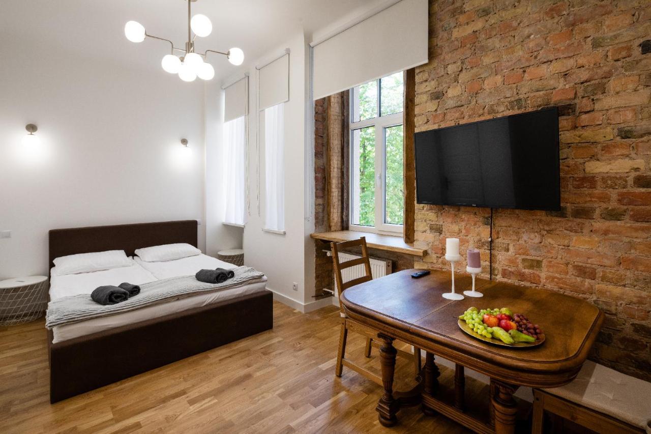 Brivibas House Design Apartments In City Center Riga Luaran gambar