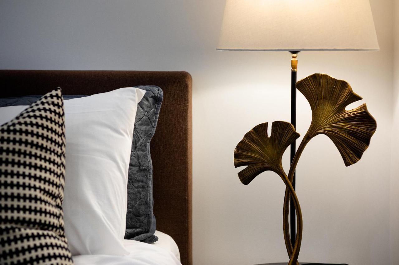 Brivibas House Design Apartments In City Center Riga Luaran gambar