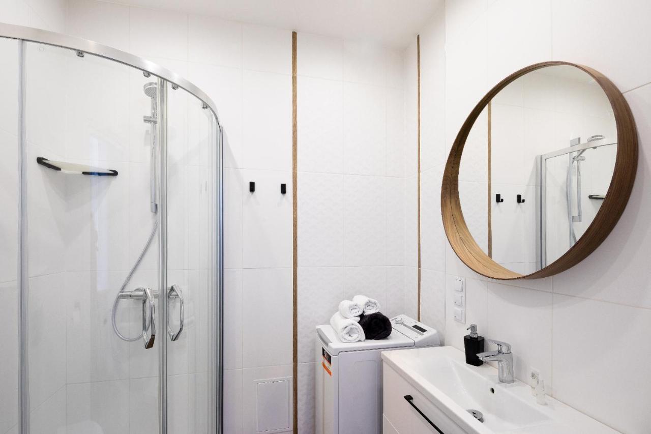 Brivibas House Design Apartments In City Center Riga Luaran gambar