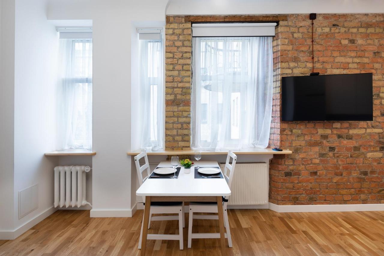 Brivibas House Design Apartments In City Center Riga Luaran gambar