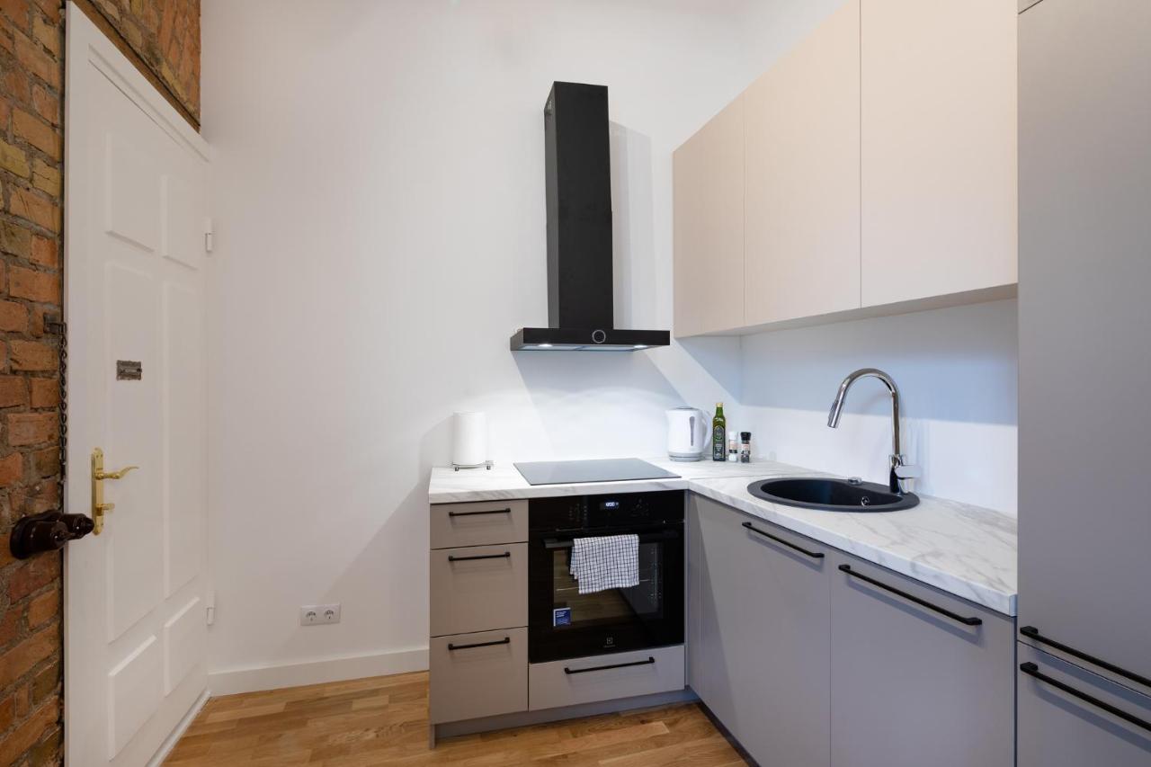 Brivibas House Design Apartments In City Center Riga Luaran gambar