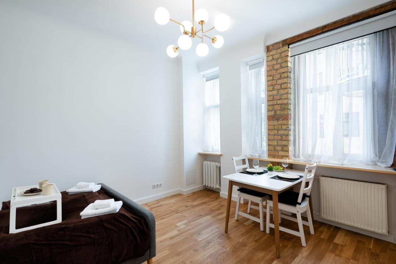 Brivibas House Design Apartments In City Center Riga Luaran gambar