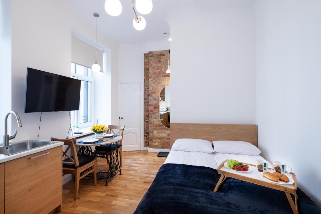 Brivibas House Design Apartments In City Center Riga Luaran gambar